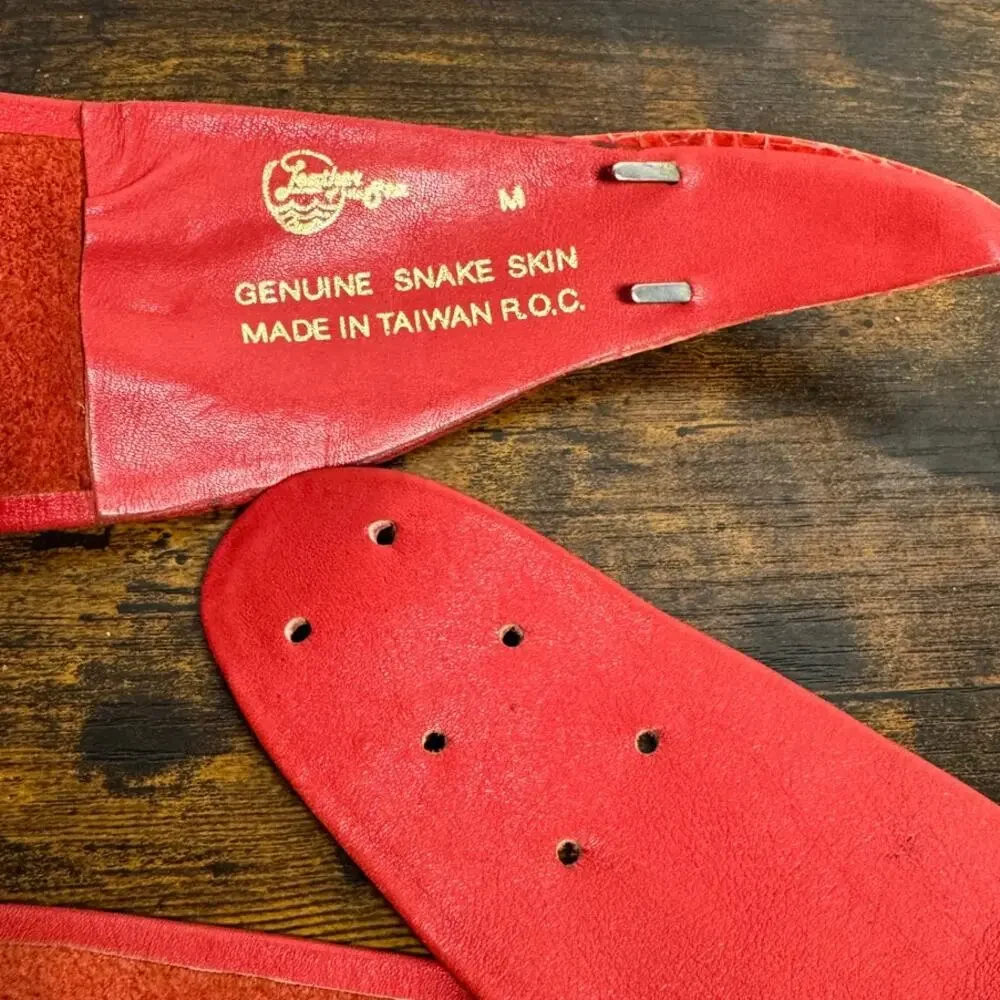 70s/80s Red Leather Snake Skin Belt Size: Medium
